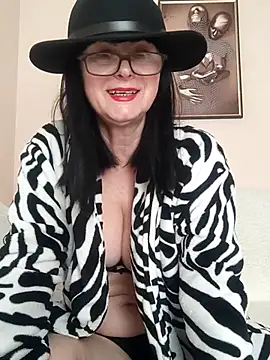 Snapshot of AliceSwan57 chatting on 26, 4, 2026 AliceSwan57 online show from 26, 4, 2026
