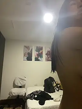 JuliaaVega online show from 6, 3, 2026