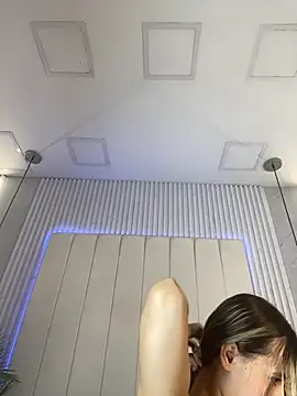 JuliaColemann online show from 24, 2, 2026