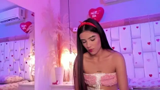 StefanyCondia online show from 18, 2, 2026