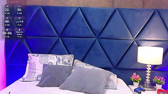 Logan Woods online show from 13, 2, 2026