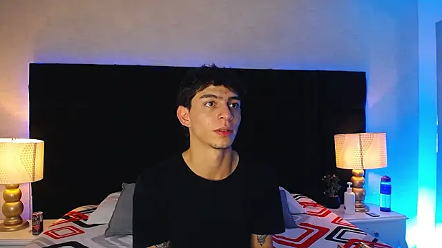 Logan Woods online show from 18, 2, 2026