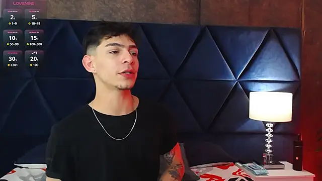 Logan Woods online show from 25, 2, 2026