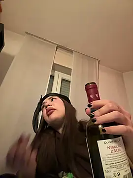 Lv Sasha online show from 8, 3, 2026