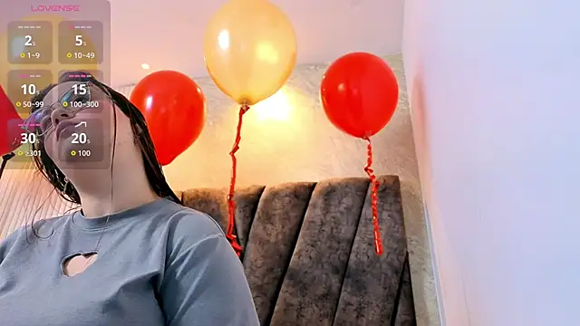 zoe hugeboobs online show from 14, 2, 2026