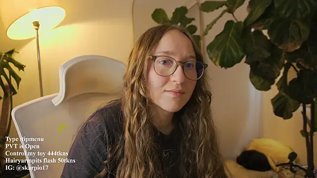 Scarlett NoirMuse online show from 14, 4, 2026