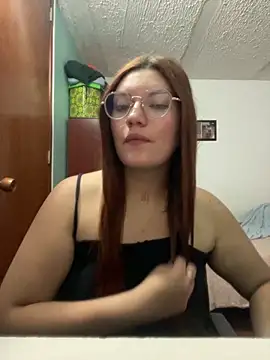 Snapshot of Vixroy7 chatting on 28, 4, 2026 Vixroy7 online show from 28, 4, 2026