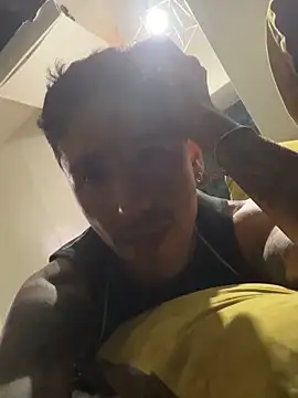 mister eithan online show from 19, 4, 2026