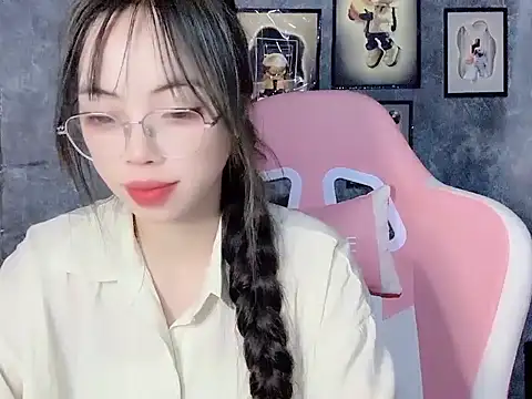 Suki 99 online show from 26, 2, 2026