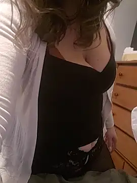 KumKitten1234 online show from 15, 2, 2026