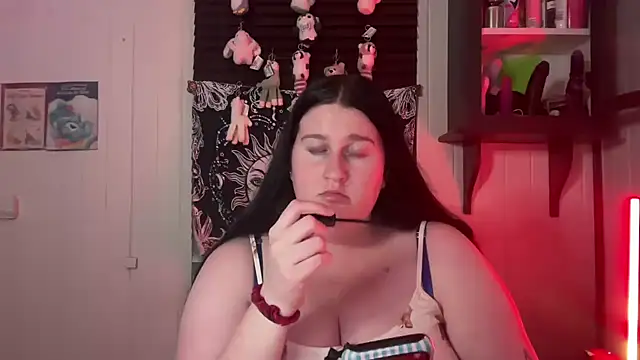 xopeachybaby online show from 20, 7, 2026