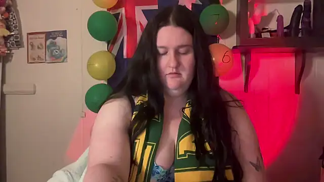 xopeachybaby online show from 5, 7, 2026