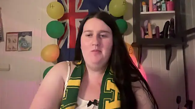 xopeachybaby online show from 7, 7, 2026