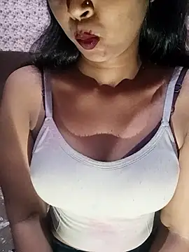 Ayesha Khan1 online show from 14, 4, 2026