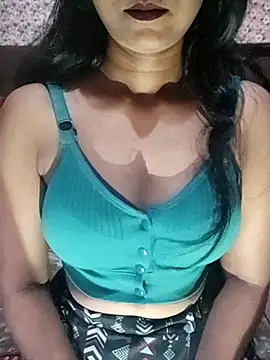 Ayesha Khan1 online show from 15, 4, 2026