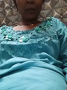 Snapshot of Ayesha_Khan1 chatting on 9, 6, 2026 Ayesha Khan1 online show from 9, 6, 2026