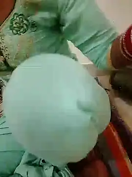 Snapshot of Ayesha_Khan1 chatting on 28, 2, 2026 Ayesha Khan1 online show from 28, 2, 2026