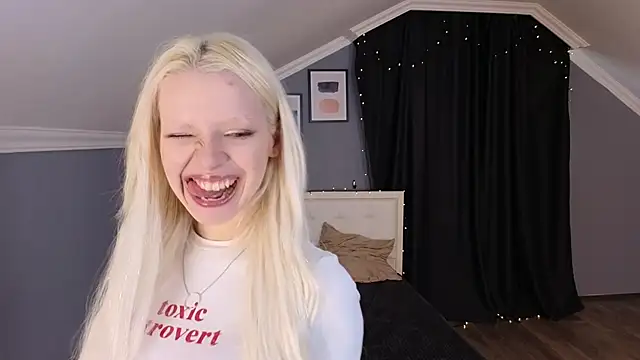 Naomi Demio online show from 21, 2, 2026