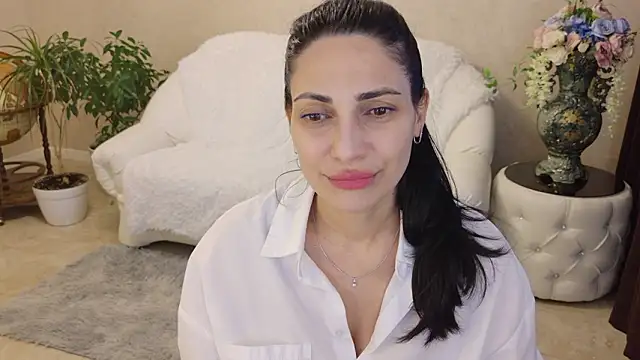 LovelyBeatrice online show from 23, 3, 2026