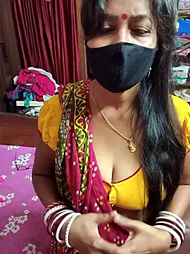 Snapshot of Little-Roshni chatting on 11, 4, 2026 Little-Roshni online show from 11, 4, 2026