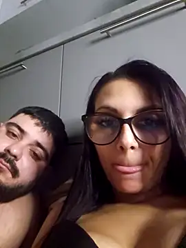 HiddendesireXO01 online show from 15, 2, 2026