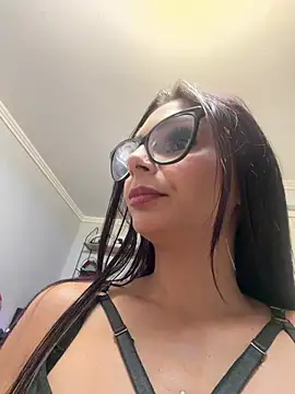 HiddendesireXO01 online show from 1, 7, 2026