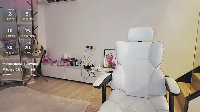 Jolie-22 online show from 31, 5, 2026