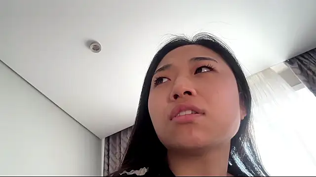 SweetMiaXO online show from 23, 3, 2026