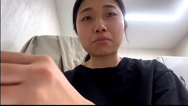 SweetMiaXO online show from 2, 2, 2026