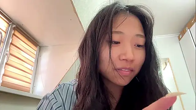 SweetMiaXO online show from 27, 7, 2026