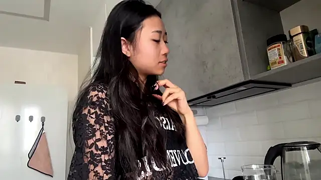 SweetMiaXO online show from 25, 3, 2026