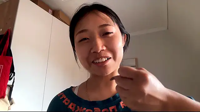 SweetMiaXO online show from 12, 5, 2026