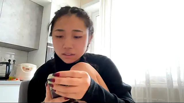 SweetMiaXO online show from 25, 2, 2026