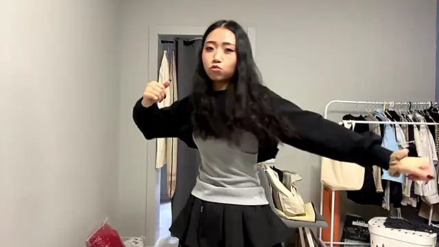 SweetMiaXO online show from 7, 3, 2026