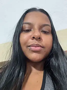 Snapshot of bella_255 chatting on 21, 3, 2026 bella 255 online show from 21, 3, 2026