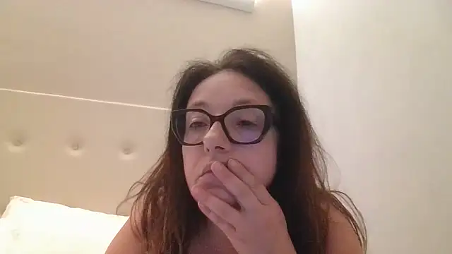 Miasexmilf online show from 4, 8, 2026