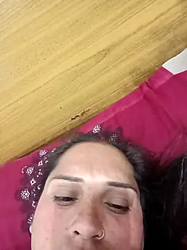 Cute-karisma1234 online show from 28, 2, 2026