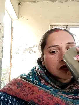 Cute-karisma1234 online show from 24, 2, 2026