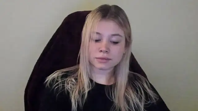 Lulu Di online show from 12, 2, 2026