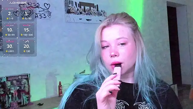 Snapshot of Lulu_Di chatting on 26, 6, 2026 Lulu Di online show from 26, 6, 2026