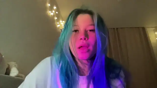 Lulu Di online show from 25, 4, 2026