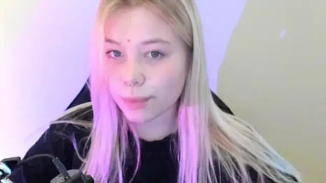 Lulu Di online show from 20, 2, 2026