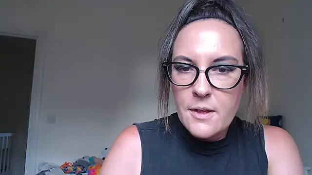 PsychicDominatrix online show from 29, 7, 2026