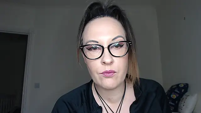 PsychicDominatrix online show from 10, 2, 2026