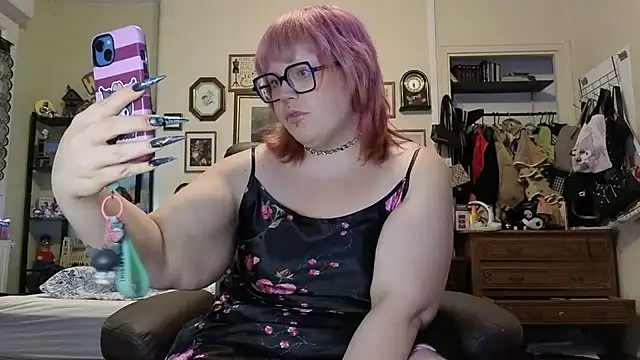 ProfaneHekate online show from 17, 6, 2026