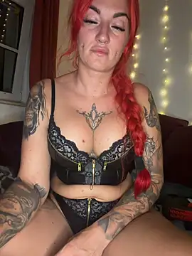 MrsRedFoxy online show from 30, 6, 2026