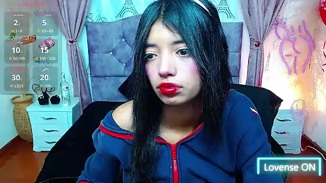 Esmeralda-18 online show from 2, 3, 2026