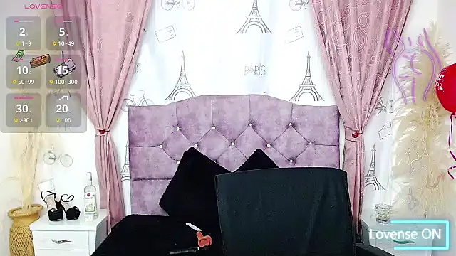 Esmeralda-18 online show from 3, 3, 2026