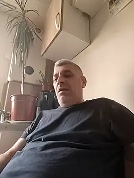 Snapshot of AdaBoys chatting on 9, 4, 2026 AdaBoys online show from 9, 4, 2026
