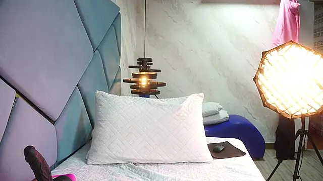 karol sm online show from 16, 4, 2026